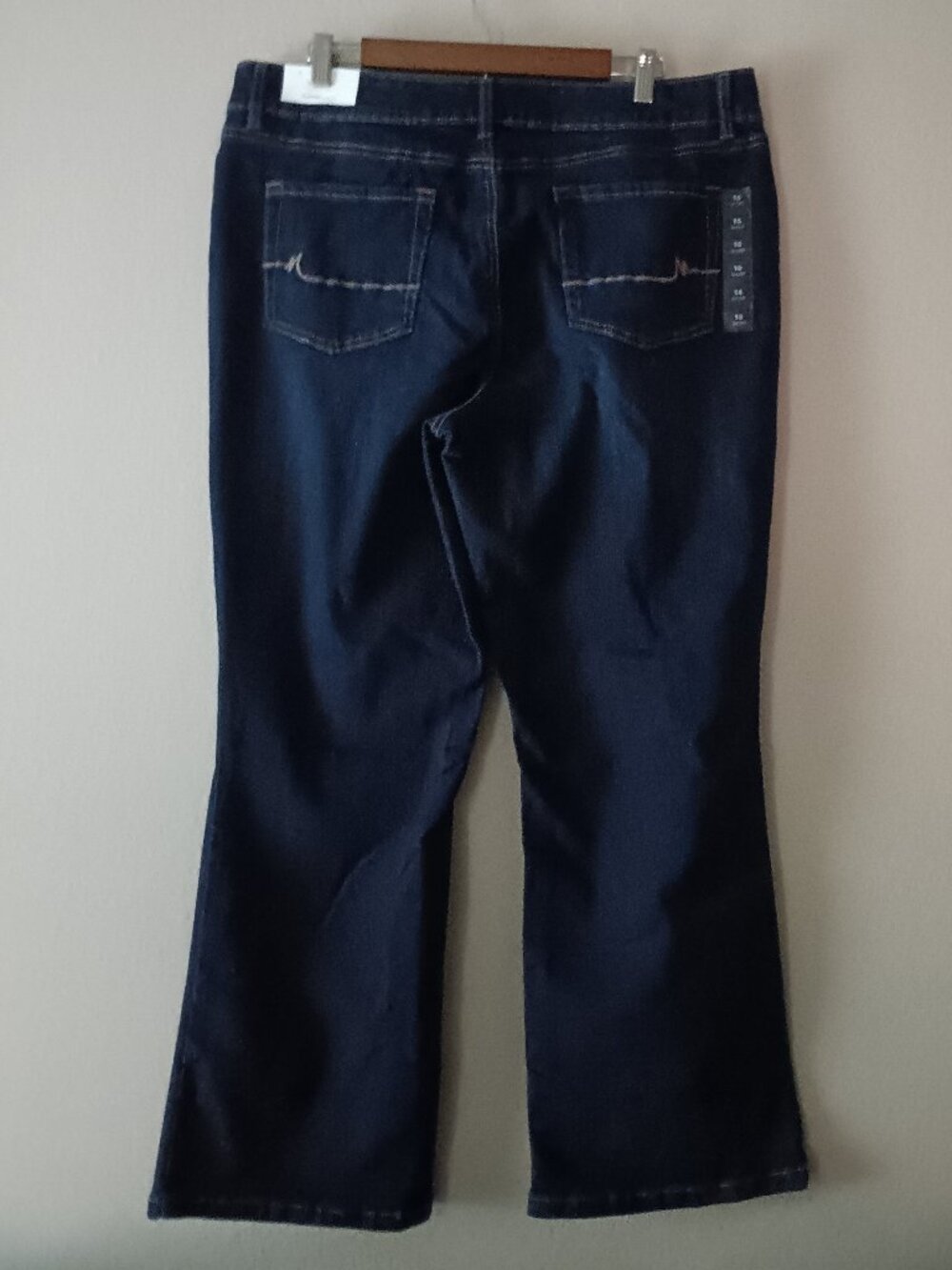 M Jeans by Maurices Blue Denim Size 18 Short NEW! - Picture 2 of 11